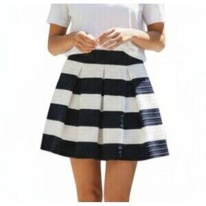 Daily Special Navy & White Mini Skirt Size Medium